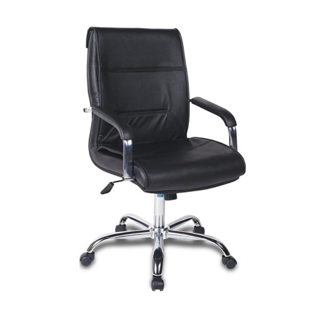 Chức năng gập tự động của Ghế hội trường P871 giúp tiết kiệm không gian và dễ dàng vệ sinh.