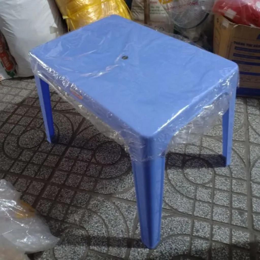Nguyên liệu PP — chống nước, chống ố và chịu va đập; dễ vệ sinh chỉ với khăn ẩm.
