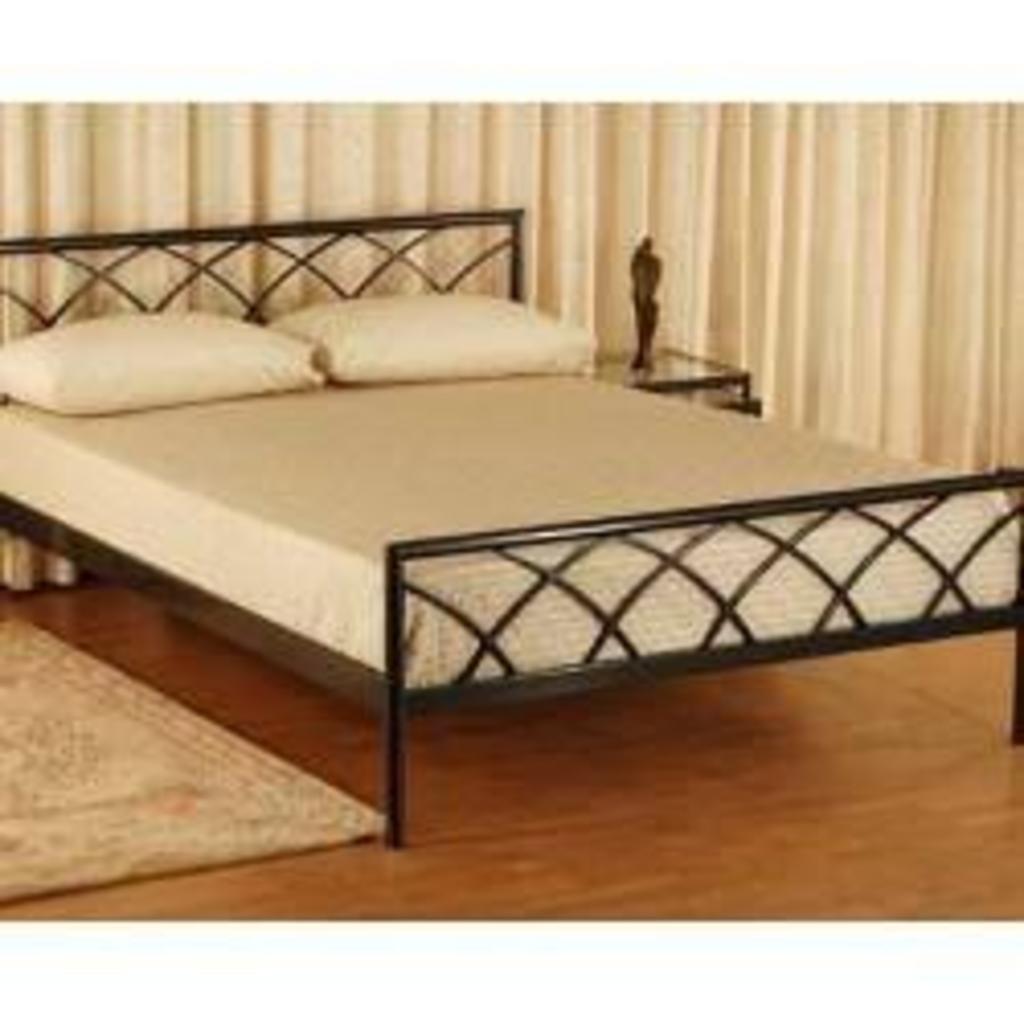 Giường sắt giả gỗ kiểu mới ngang 1m6