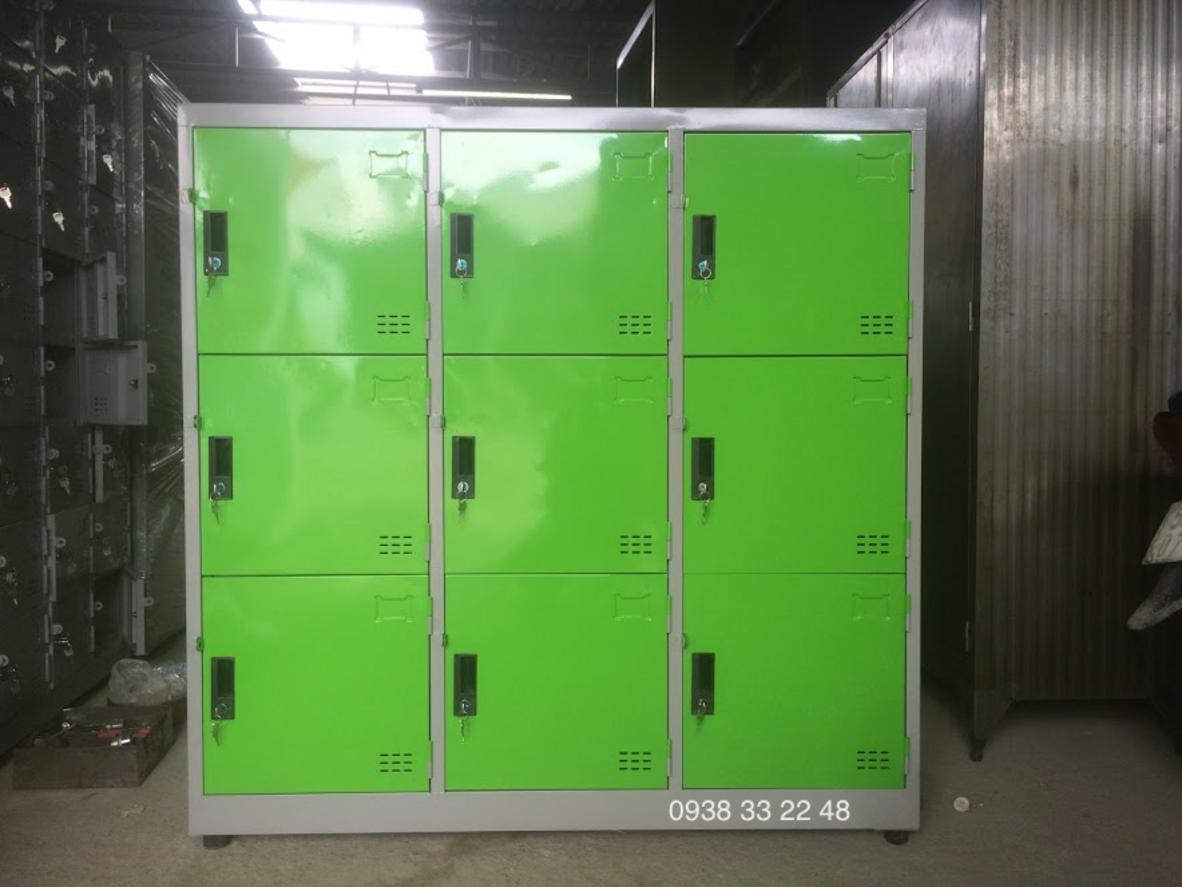 Tủ locker 9C3K-XL màu xanh lá — gọn gàng, bền bỉ, phù hợp văn phòng và khu công nghiệp.