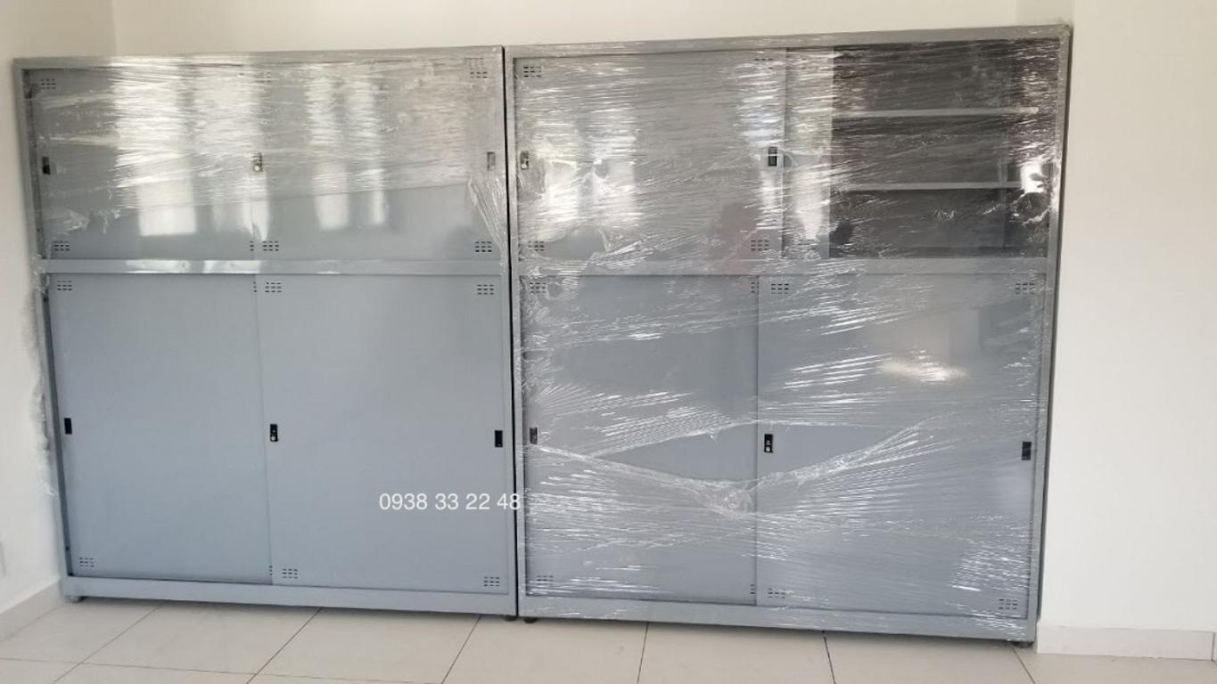 Tủ sắt TL04T-02 — giải pháp lưu trữ hồ sơ gọn gàng, tiết kiệm diện tích cho văn phòng.