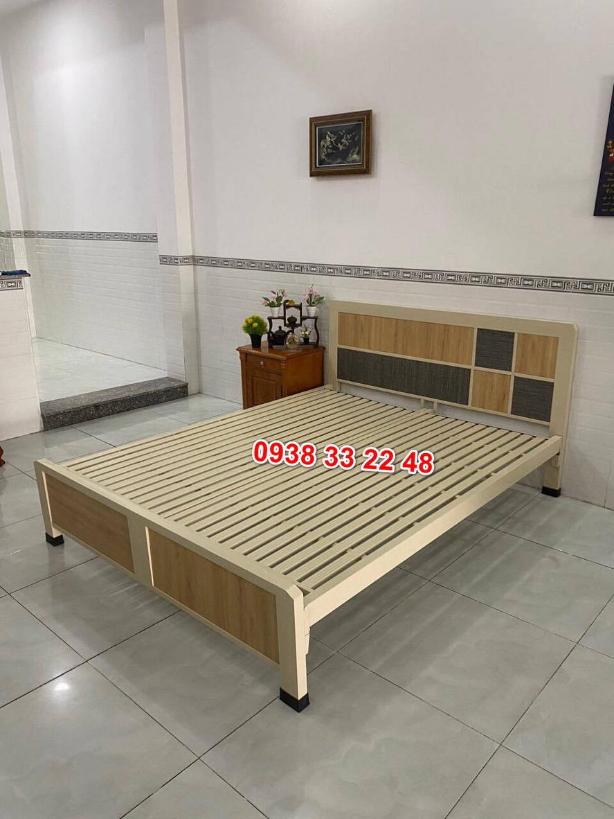 Hình ảnh chi tiết khung sắt với lớp sơn tĩnh điện bảo vệ chống gỉ sét.