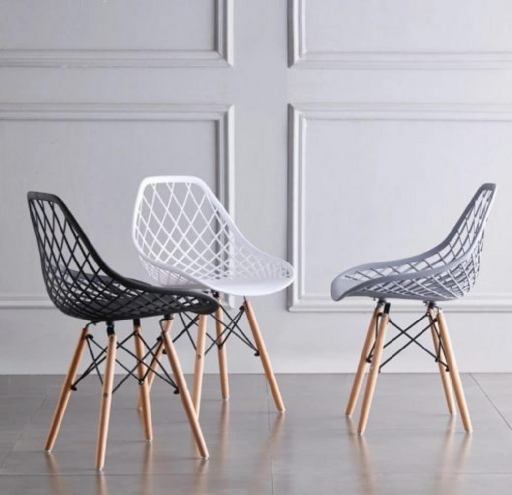 Kích thước và trọng lượng của Ghế 3012B tối ưu cho sự tiện lợi.