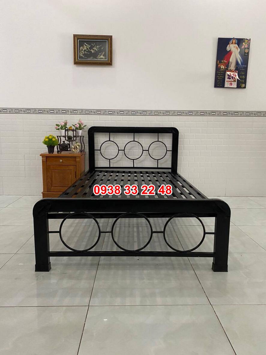 Khách hàng yên tâm mua sắm tại Siêu Thị Đại Việt với dịch vụ chuyên nghiệp và uy tín.