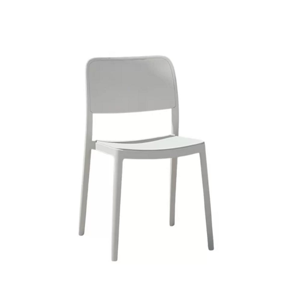 Ghế 3053 nhẹ nhàng, thuận tiện trong di chuyển và sắp xếp.