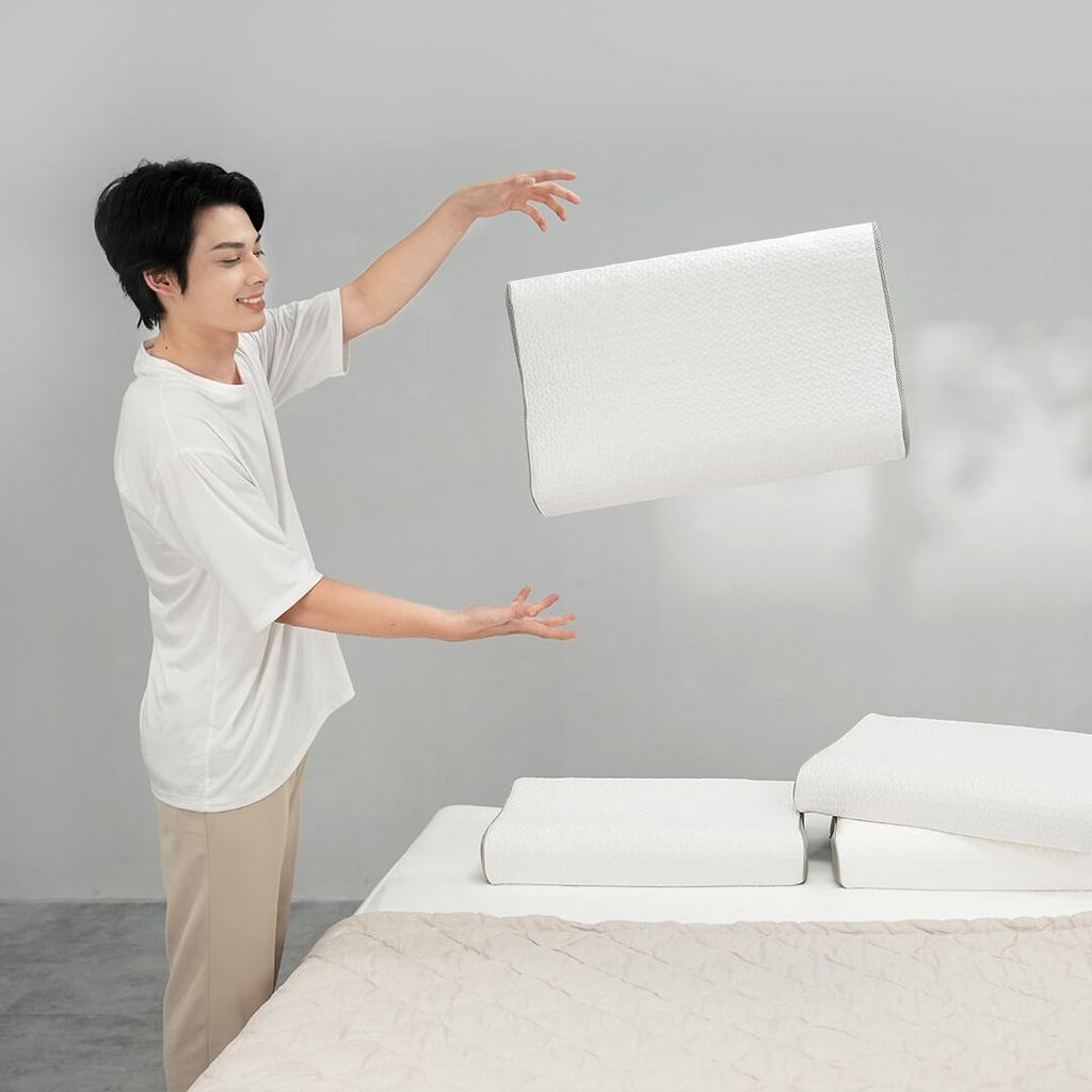 Lõi 100% cao su thiên nhiên — đàn hồi, không xẹp, an toàn cho da.