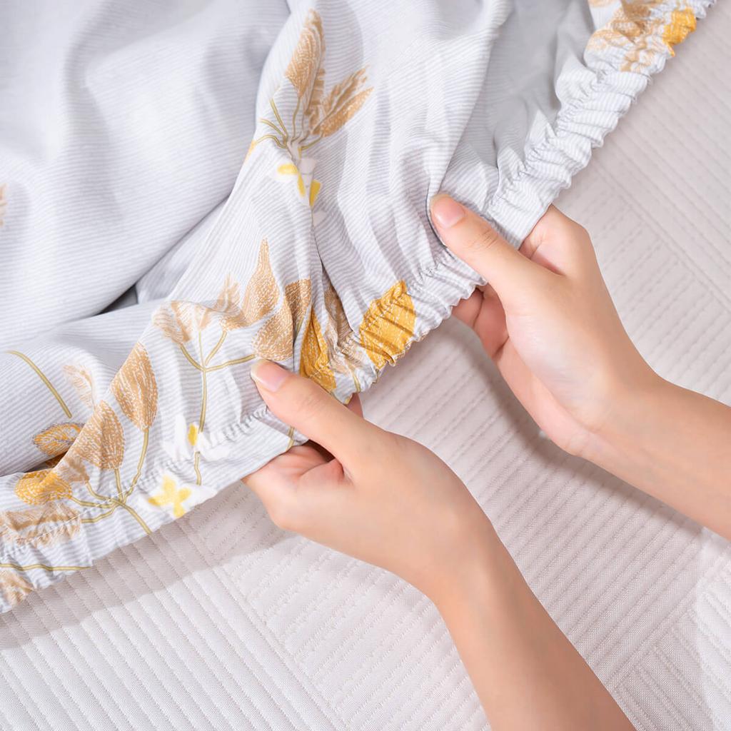Cận cảnh sợi vải Tencel pha Polyester: mềm mại, thoáng khí và bền.