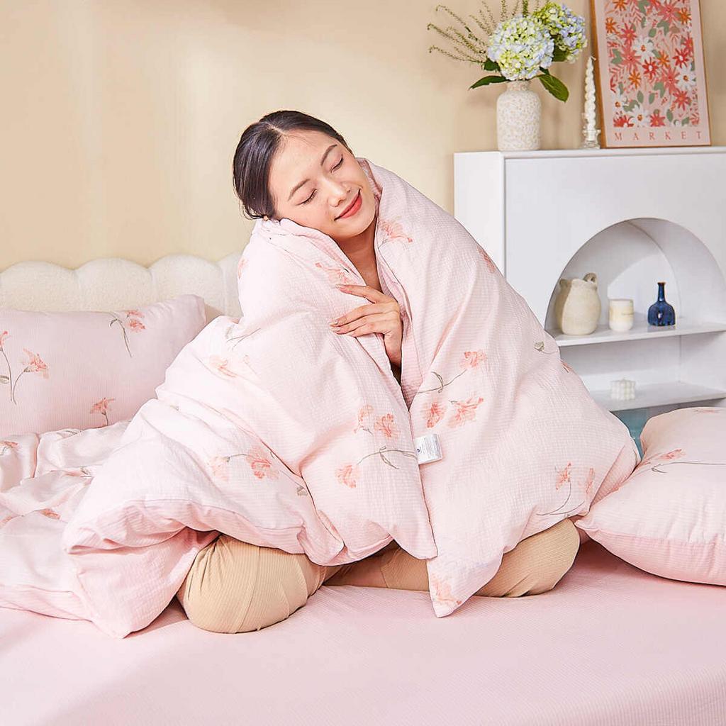 Hướng dẫn giặt nhanh: giặt lạnh, không tẩy, phơi râm.