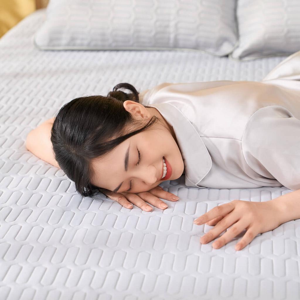Vải Cellulose 100% — mềm mại, an toàn cho da nhạy cảm.