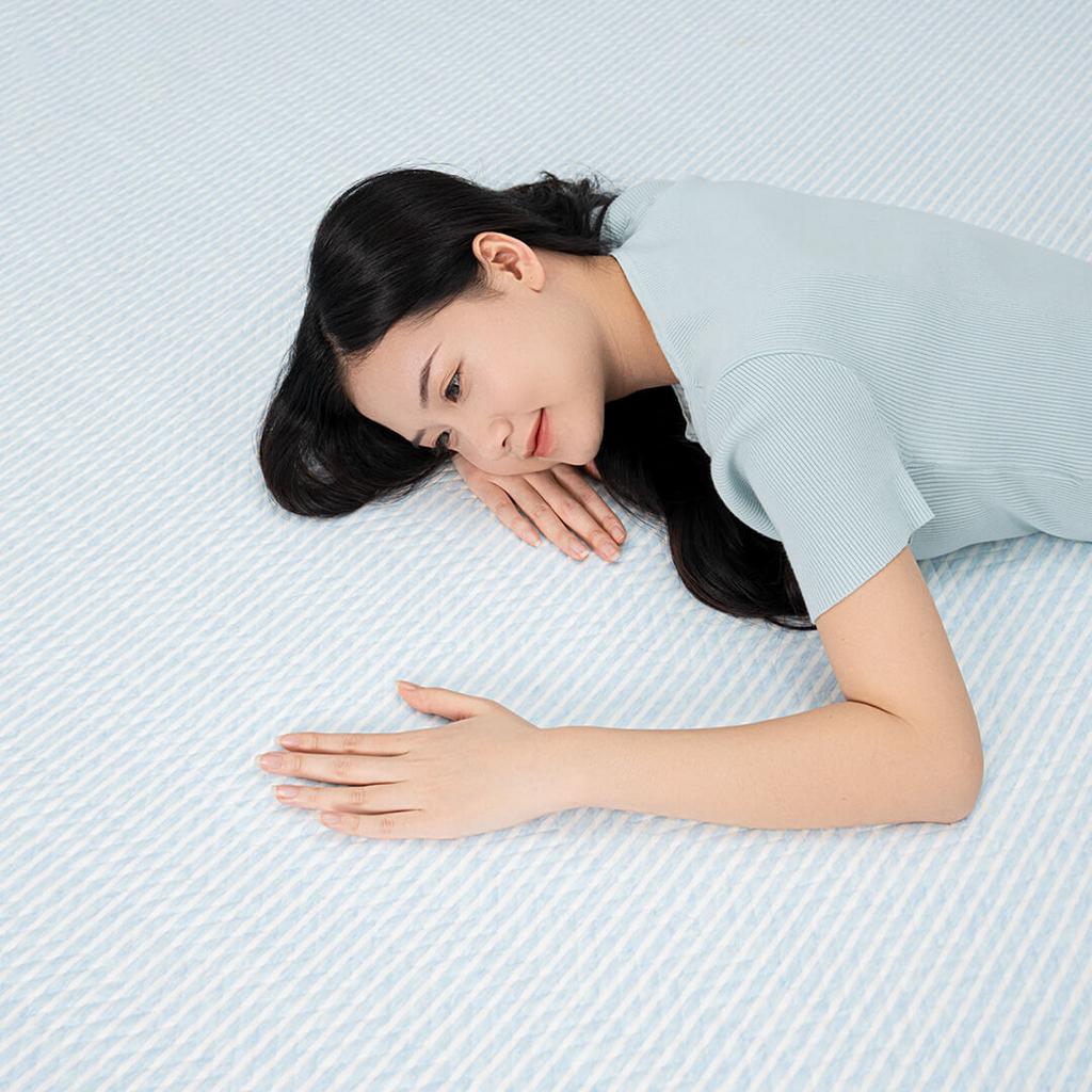 Bảo vệ nệm Doona 3D Safe Sleep — thiết kế thoáng mát, kháng khuẩn, ôm sát mọi nệm.