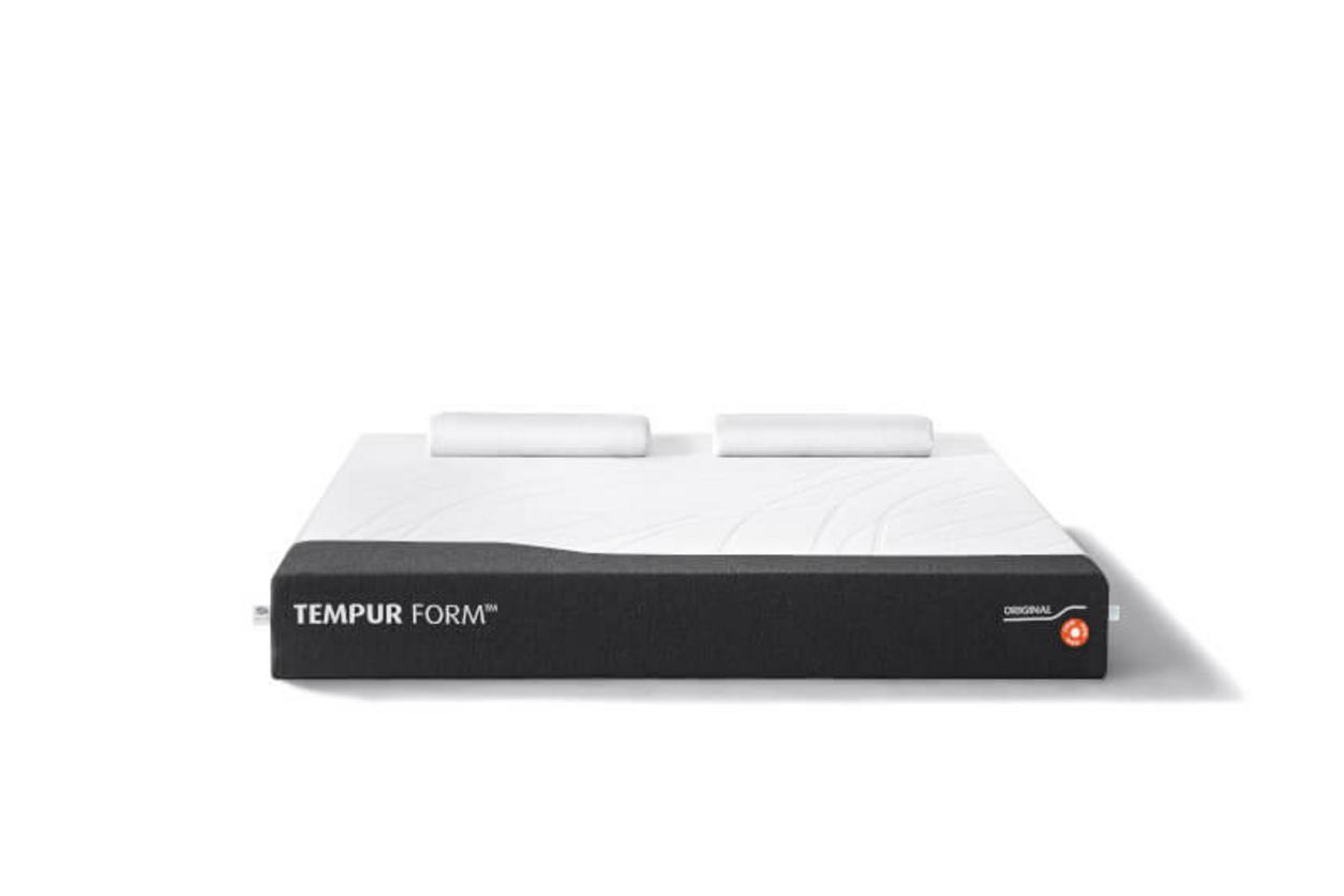 Nệm Tempur Form Original SmartCool Firm — 22cm, vỏ SmartCool™ giữ mát, phù hợp cho mọi mùa.