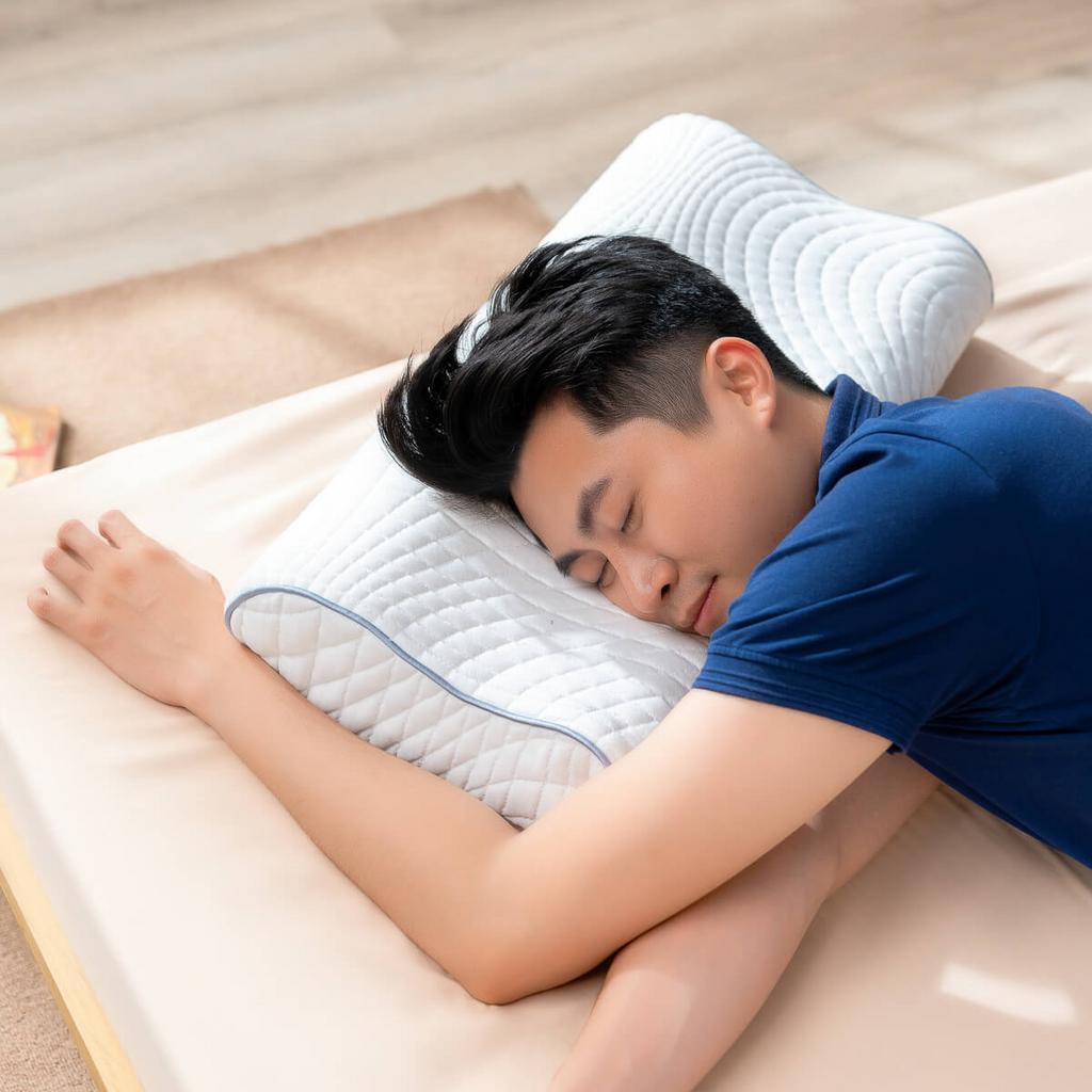 Tips: cách kê gối cho nằm ngửa và nằm nghiêng để tối ưu nâng đỡ.