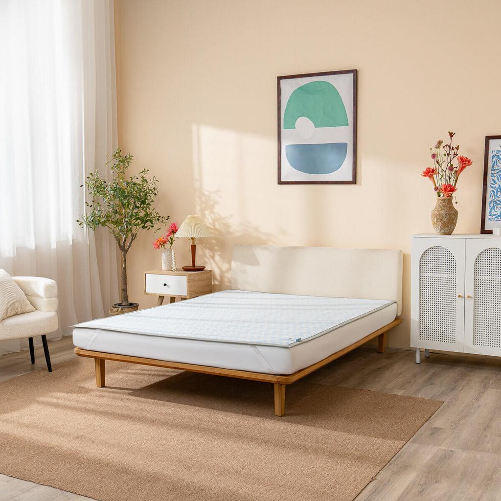 Mặt vải thun làm mát — tiếp xúc mát, hút ẩm nhanh.