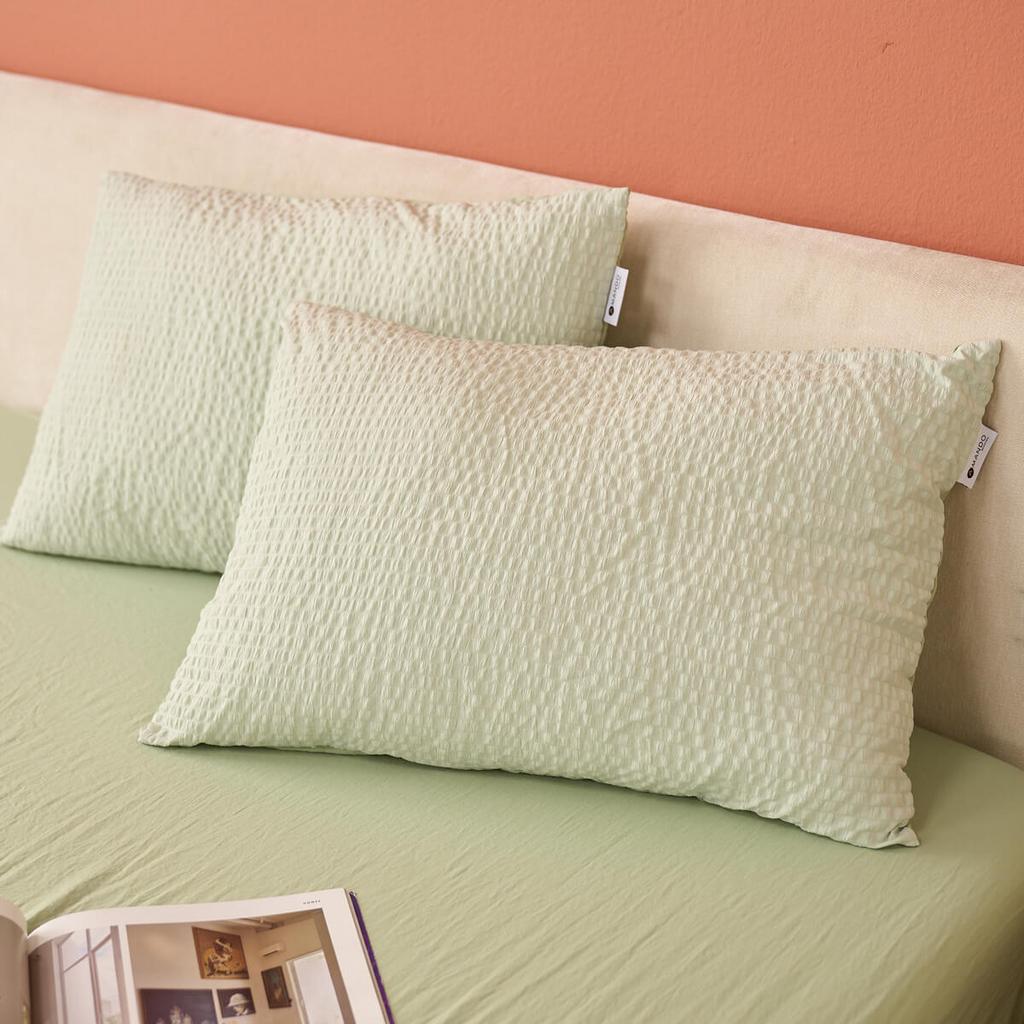 Microfiber sợi tre — mềm mượt và thoáng khí, thân thiện với da nhạy cảm.