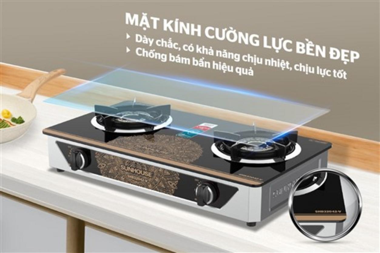 Mặt kính cường lực: dễ lau chùi, bề mặt sáng bóng.