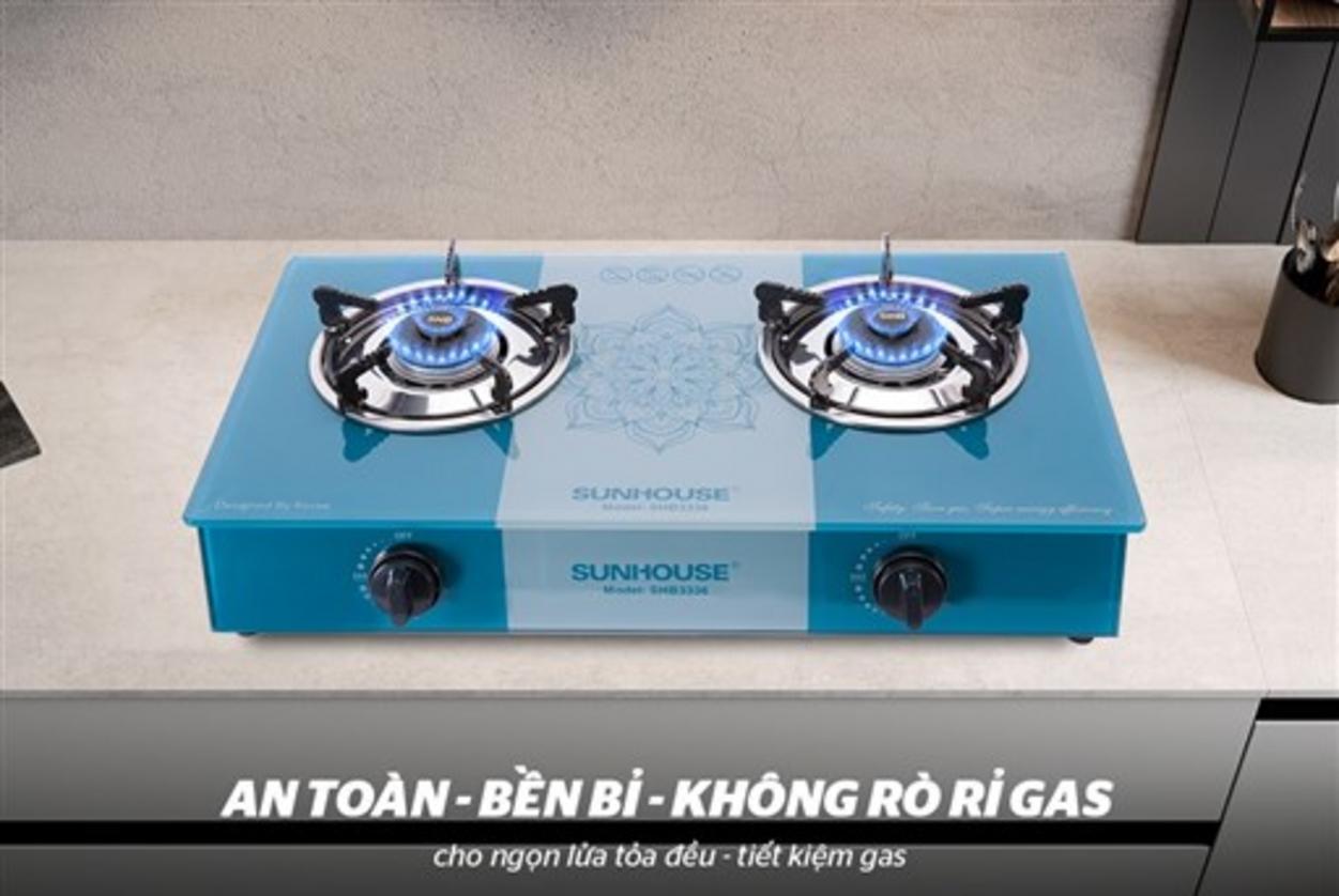 Mặt kính cường lực 7 mm — lau sạch nhanh, bề mặt sang trọng.