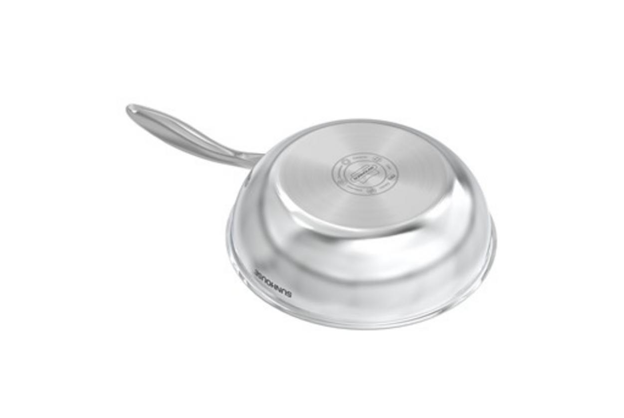 Chảo Sunhouse IN26M8 — inox 304 liền đáy, chống dính Hybrid, phù hợp bếp từ và gia đình 3–5 người.
