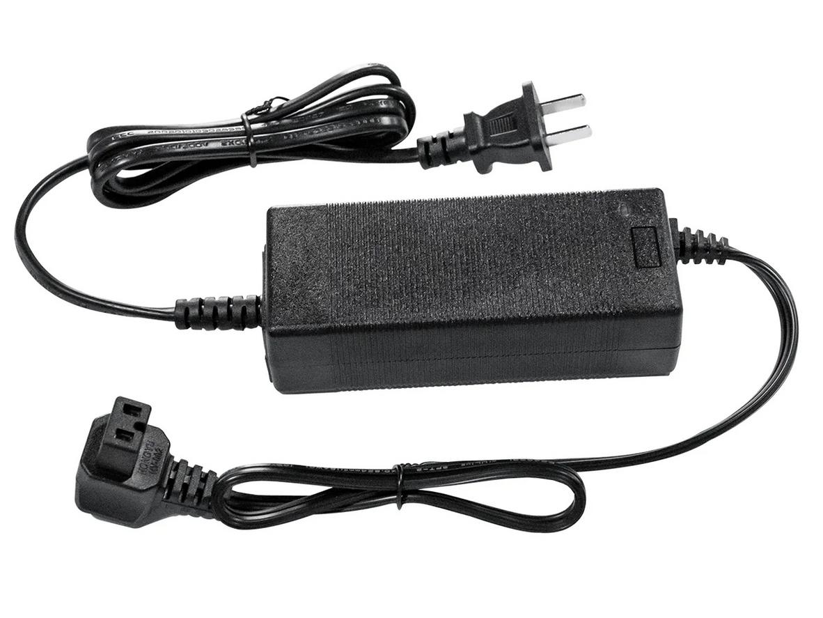 Adapter Alpicool 100V - 220V: Biến ổ cắm gia đình thành nguồn DC 14.5V ổn định.