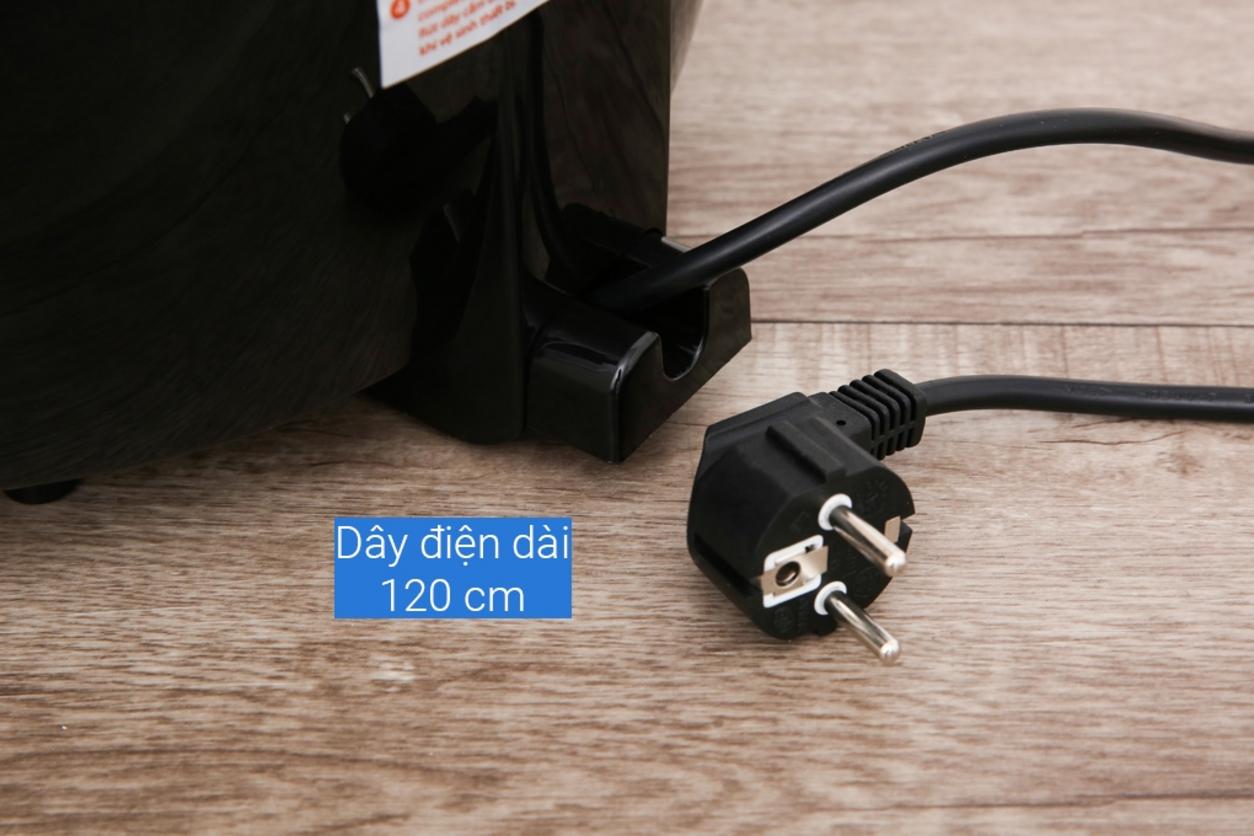 Bảng điều khiển LCD với các chế độ nấu sẵn.