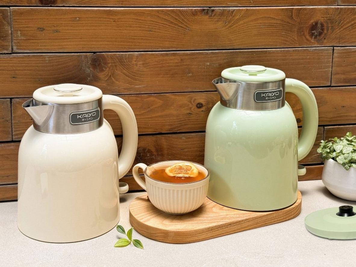 Đun nhanh với công suất cao và đế xoay 360° tiện dụng.