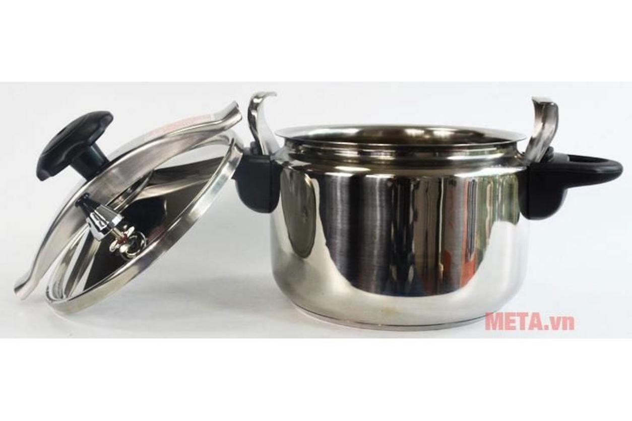 Đáy 3 lớp giúp truyền nhiệt nhanh và đều
