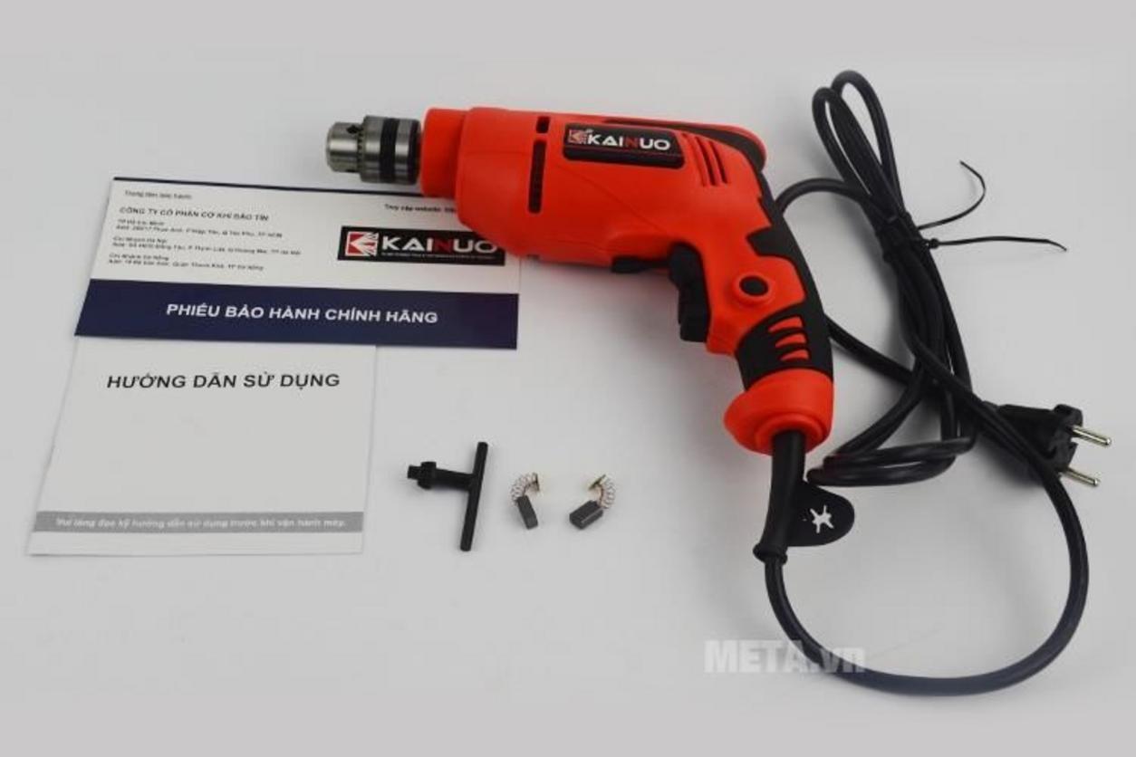 Đầu kẹp 10mm tự động — thay mũi dễ dàng.