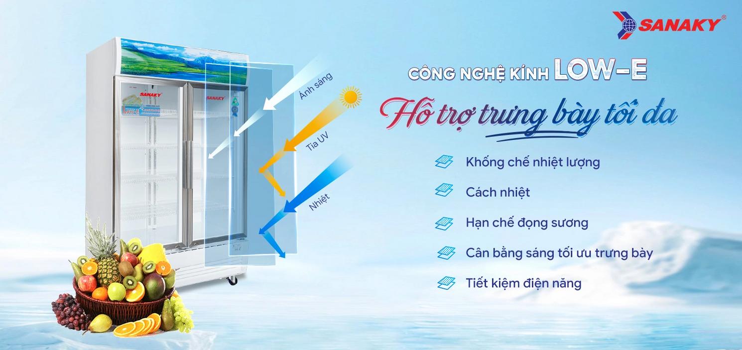 900L phù hợp trưng bày đa dạng sản phẩm, tối ưu không gian siêu thị.