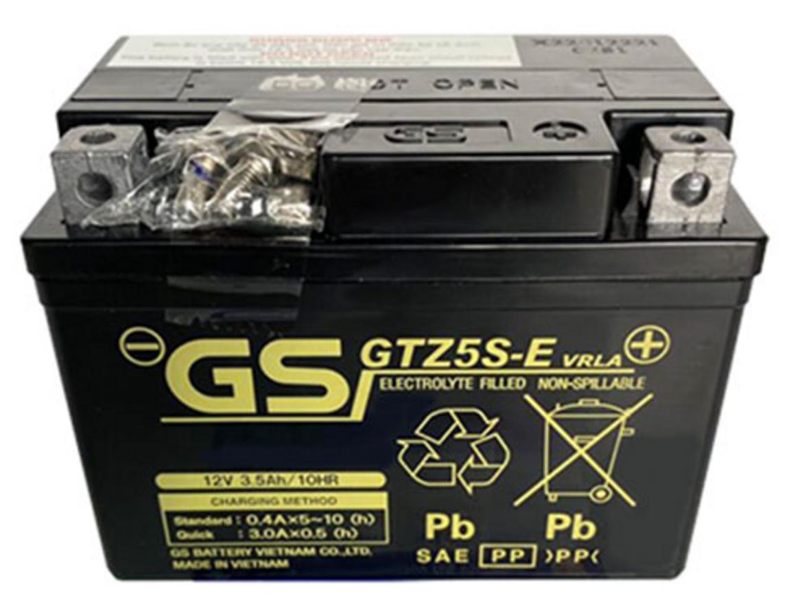 Ắc quy GS GTZ5S-E: gọn nhẹ, miễn bảo dưỡng — phù hợp cho xe máy phổ thông.