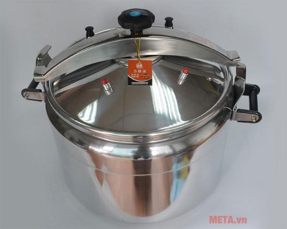 Dung tích 45L — phù hợp cho quán ăn và bếp tập thể.