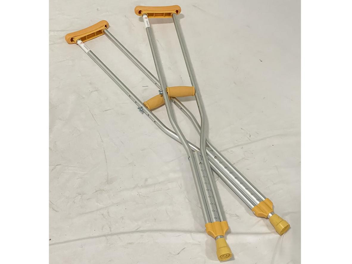 Tóm tắt nhanh: 5 lý do chọn Nạng chống GBM-067A.