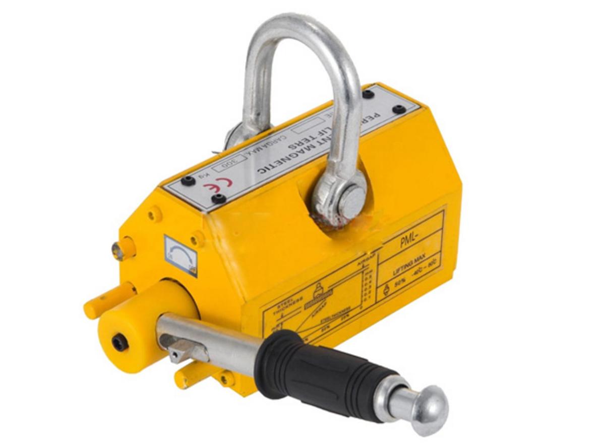 KENBO PML-30 làm việc tại xưởng: nâng tấm thép 3 tấn nhanh và an toàn.