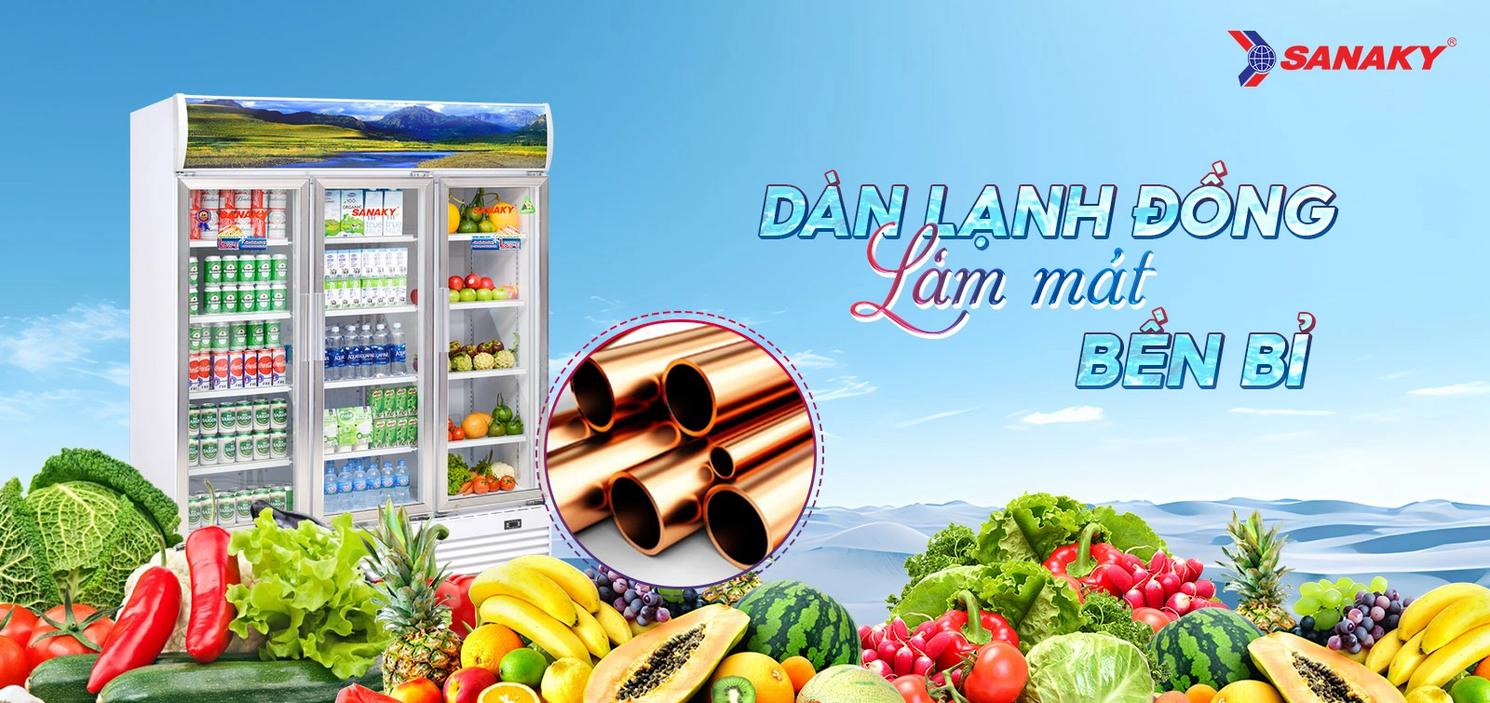 Kính Low‑E + sưởi kính giữ tầm nhìn trưng bày tối ưu.