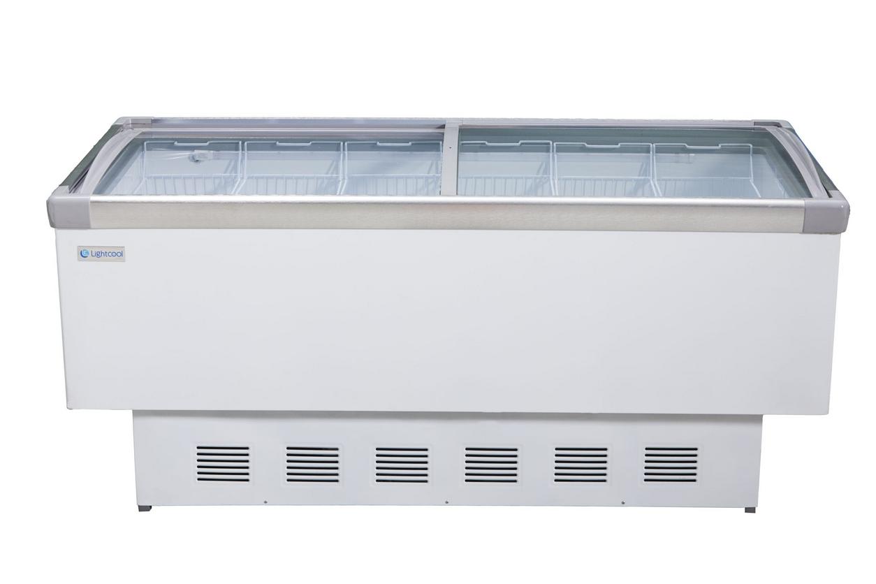 Hệ thống làm lạnh & gas R290 tiết kiệm điện cho SD-798, minh họa bảng điều khiển và khoang lạnh dễ nhìn thấy trong hoạt động thực tế (thermal demo). ImagePrompt: Close-up of compressor and internal coils with frost, showcasing R290 label and temperature gauge at ≤-18°C.