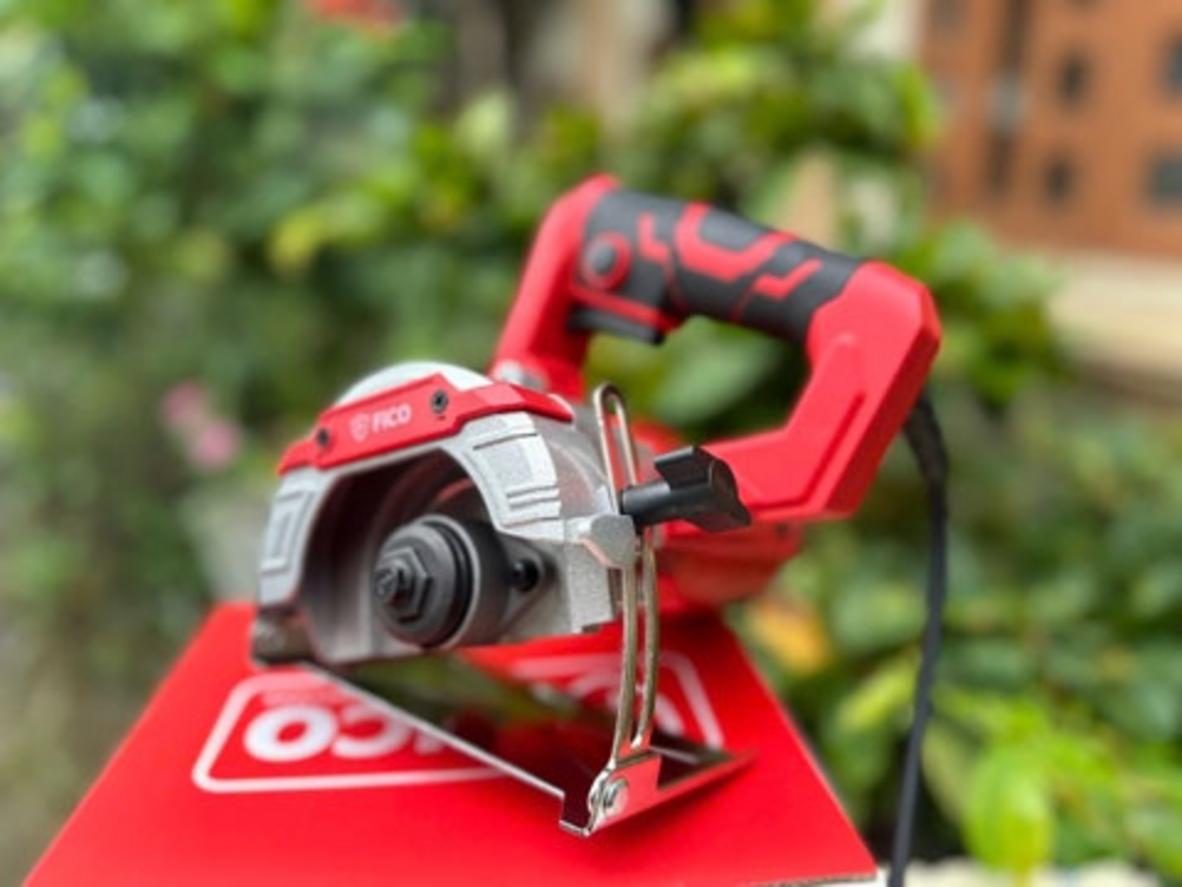Tổng quan Máy cắt gạch Fico FC-110A