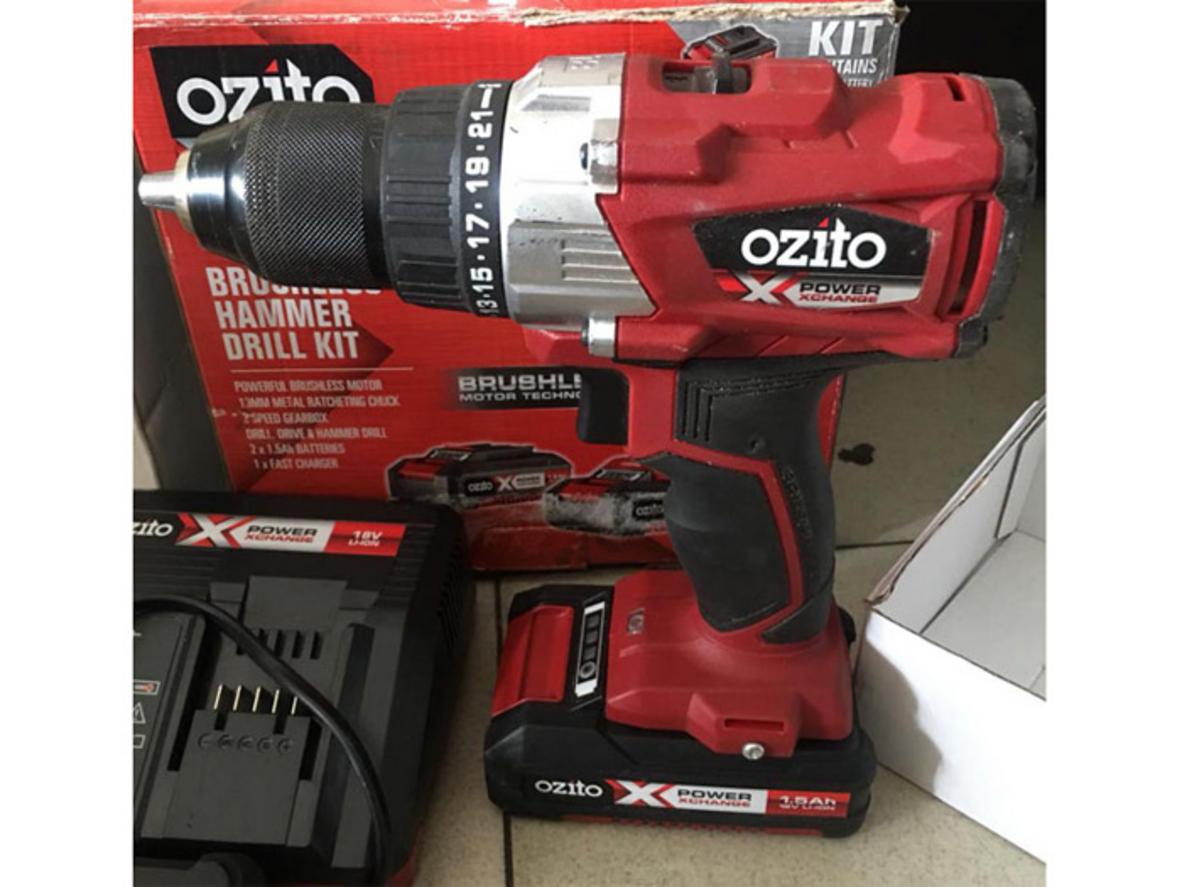 Tổng quan Máy khoan pin 18V Ozito PXBHK-120