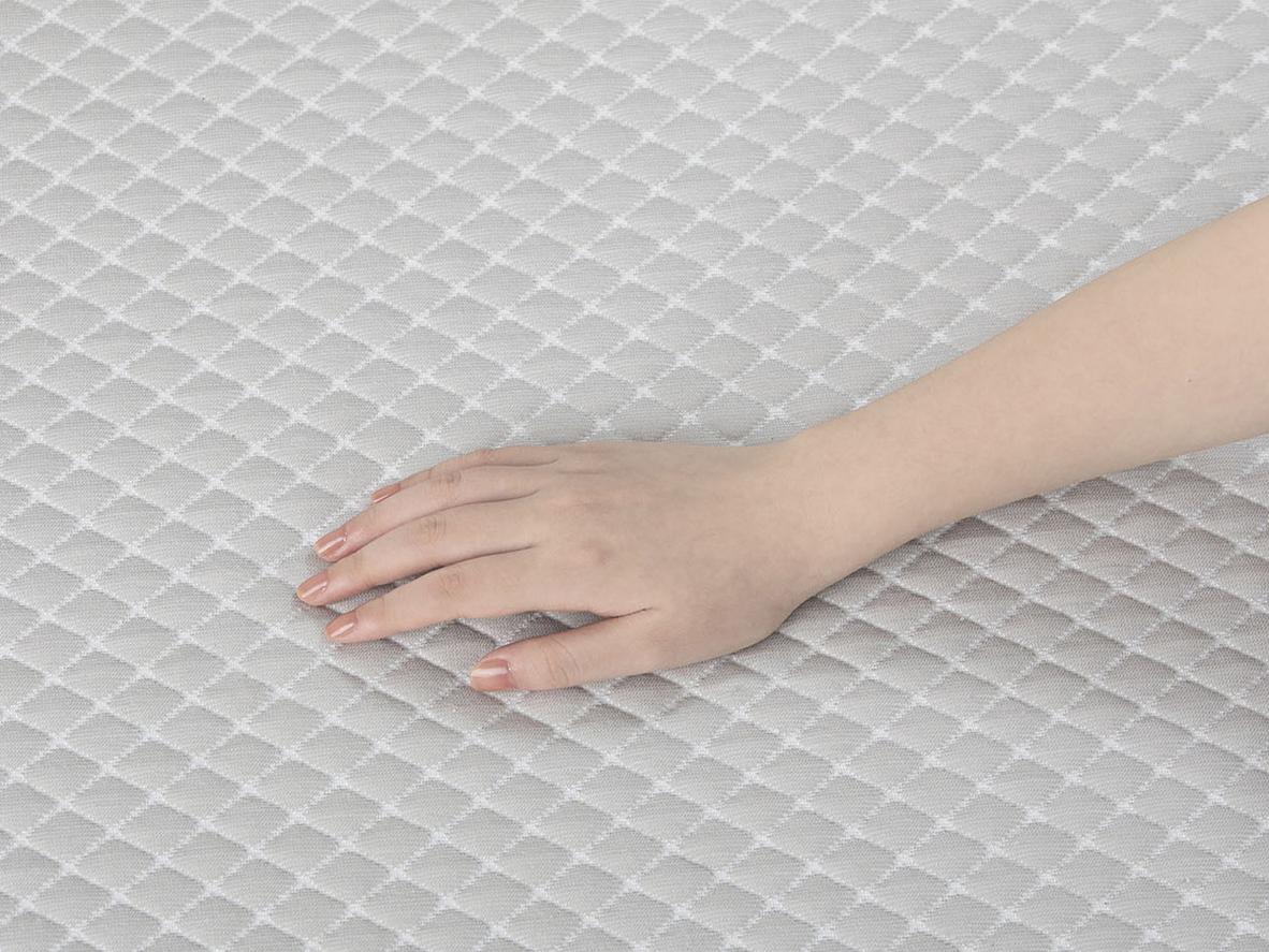 Nệm Oyasumi Aki 15cm — thiết kế 3 tầng PU Foam, vỏ 3D spacer thoáng khí.