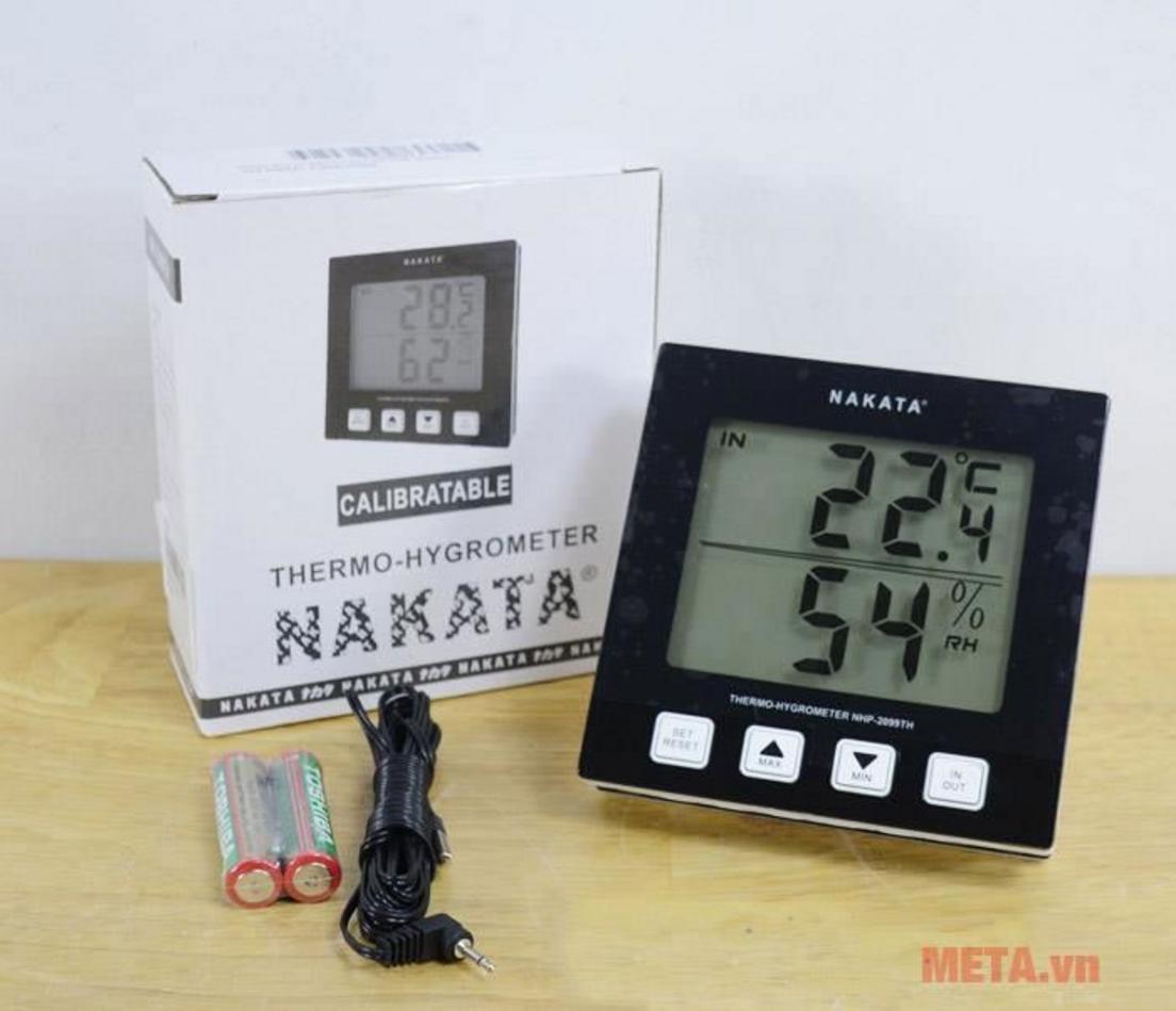 Xem từng chi tiết: cảm biến, màn hình, đầu dò ngoài và giao diện lưu Max/Min.