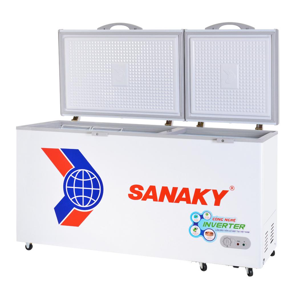 Khoang chứa rộng 530 L với giỏ đựng và 2 cánh mở tiện lợi (ảnh tổ chức thực phẩm).","imagePrompt":"Wide-angle interior shot with baskets filled with frozen goods and dimensions overlay.