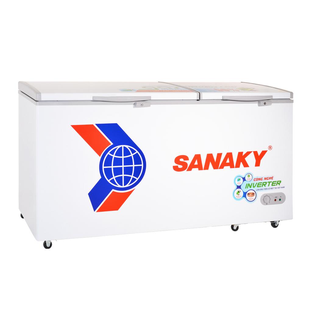 Smart Inverter giúp tiết kiệm điện và vận hành êm ái khi hoạt động lâu dài (ảnh demo).","imagePrompt":"Close-up of the inverter control panel and energy efficiency sticker on the freezer, with an overlay graph showing reduced kWh.
