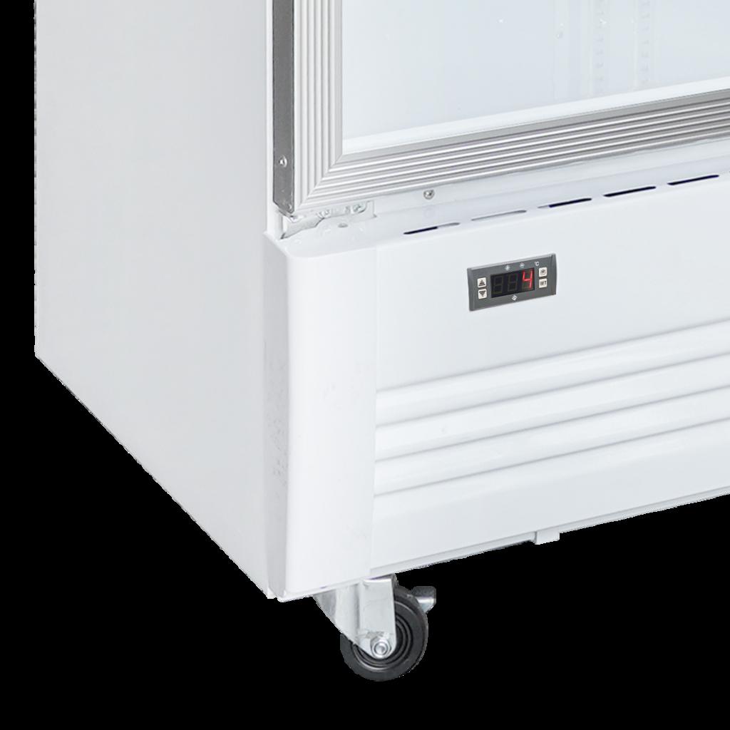 Tủ Mát Sanaky VH-8009HP: trưng bày rõ nét, hút khách ngay từ cái nhìn đầu tiên.