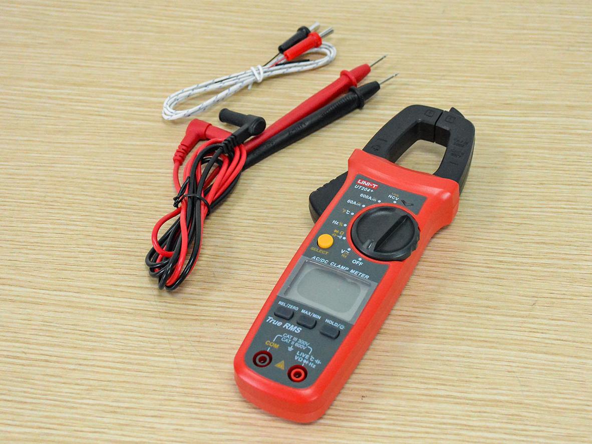 Ngàm 28mm & LCD lớn — dùng thực tế trong tủ điện.