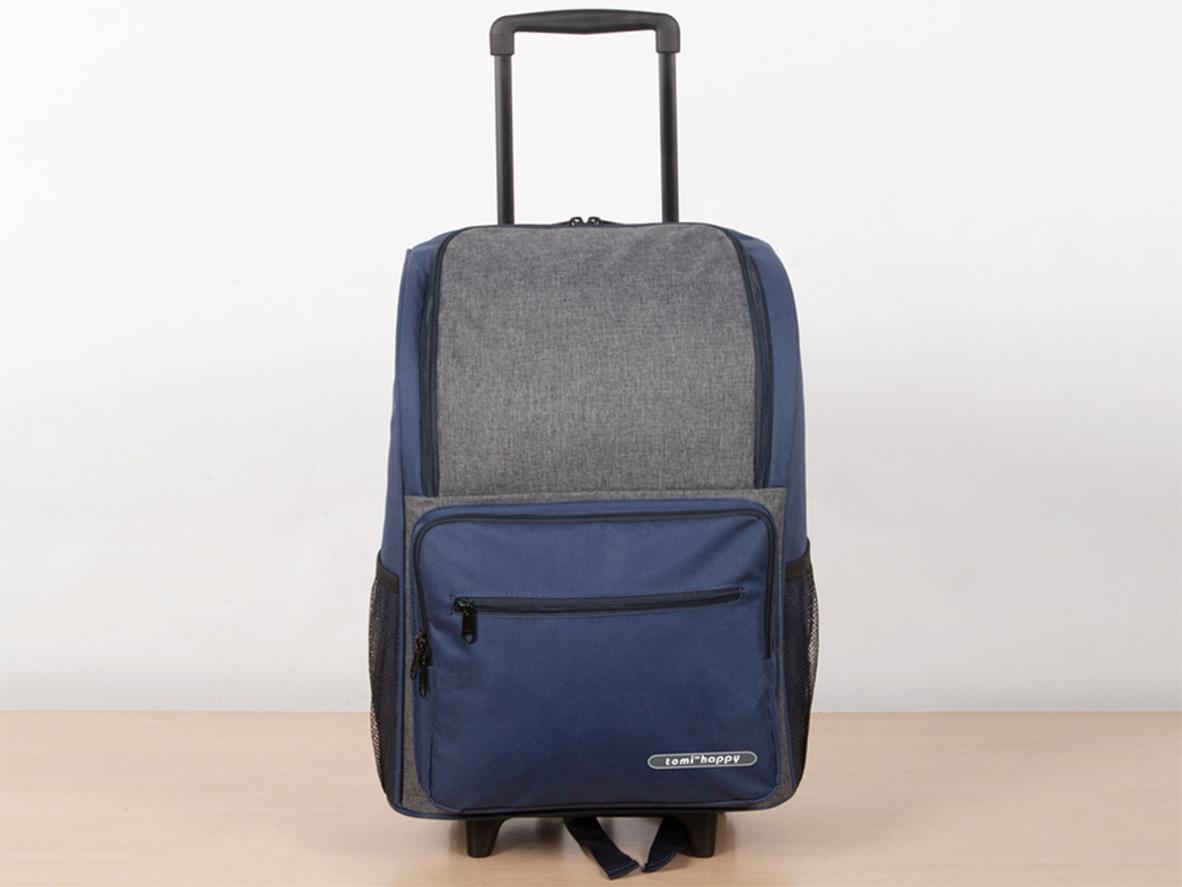 Ngăn chính rộng và túi laptop — vừa laptop 15".