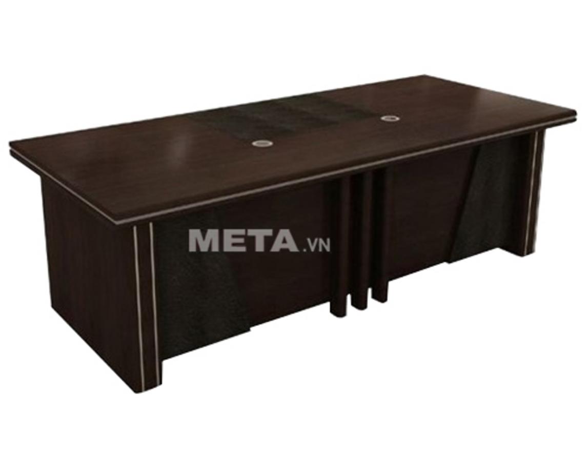 Mặt bàn dày 63mm và hồi 120mm tạo cảm giác chắc chắn.