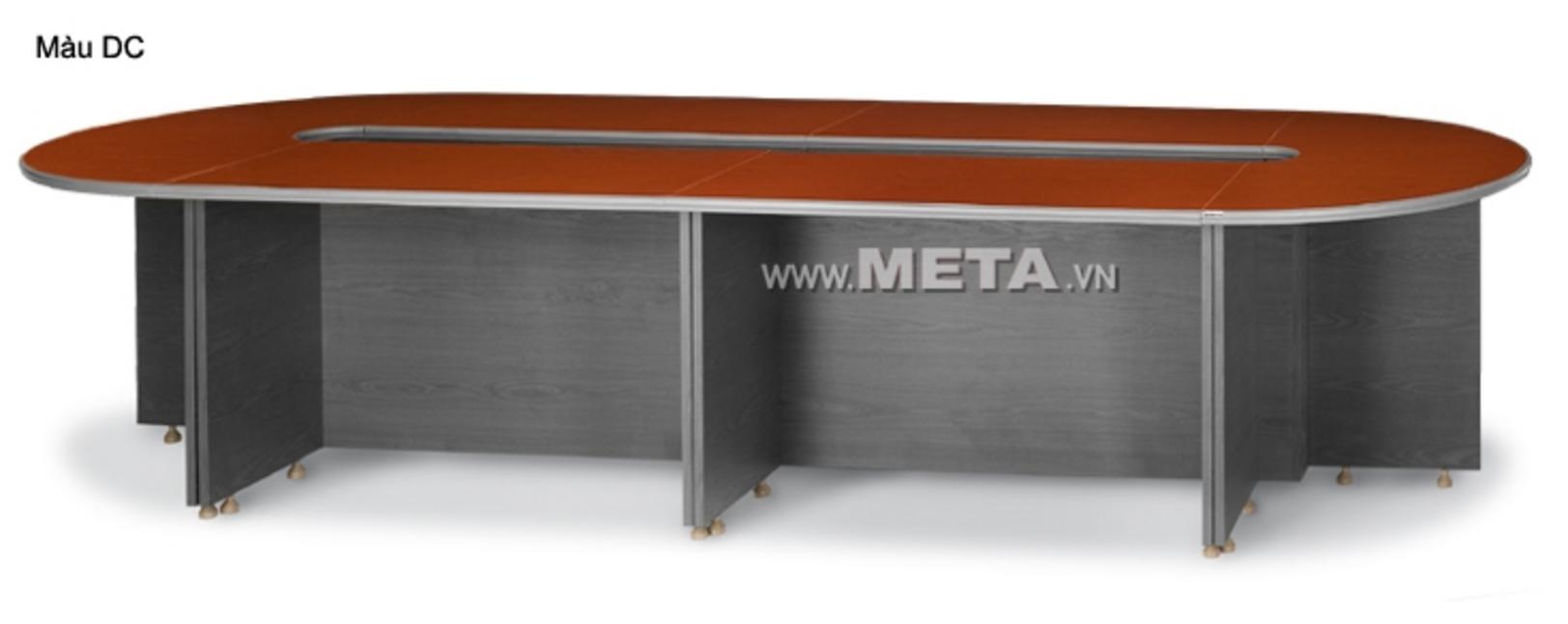Thiết kế oval và khe đi dây giữa