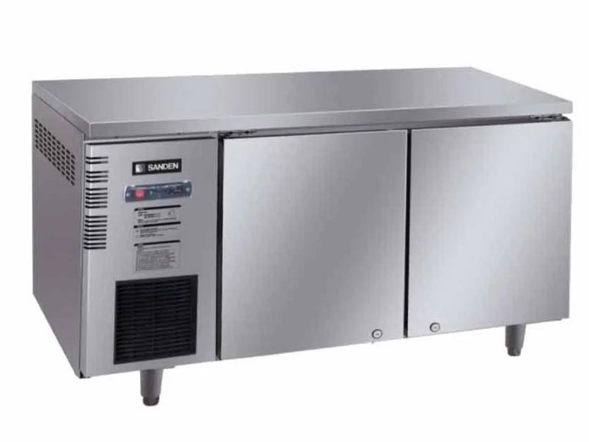 Tổng quan Bàn mát 2 cánh inox Sanden SCC-1503