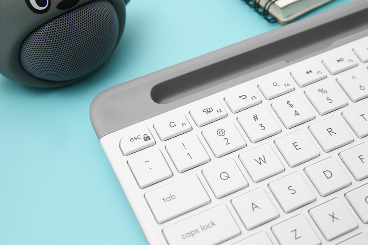 Tổng quan Bàn phím Logitech K580
