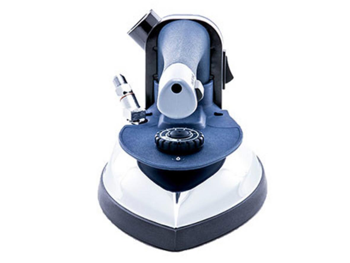 Công suất 1300W giúp ủi nhanh hơn, tiết kiệm thời gian