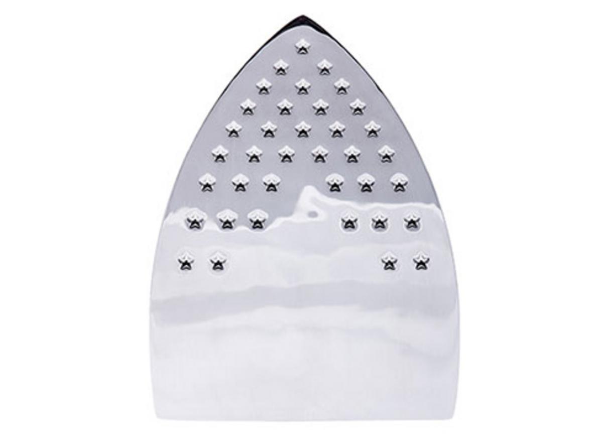 Hơi ~5 kg/giờ giúp ủi nhanh và tiết kiệm thời gian