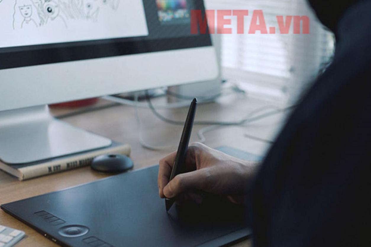 Tổng quan Bảng vẽ Wacom Intuos Pro Large (PTH-860/K0-CX)