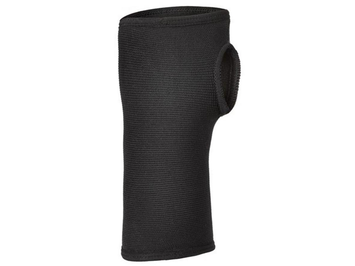Chất liệu Nylon 85% + Elastane 15% giúp ôm vừa và thoáng khí.